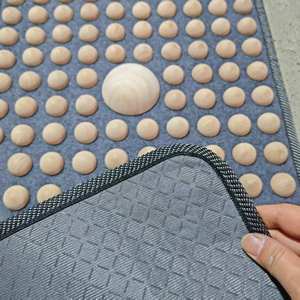 Tapis de massage des pieds carré en bois massif, Tapis de massage des points d'acupuncture, Planche de pression des doigts ultra-lente pour massage des méridiens des pieds en intérieur - Product Image 5