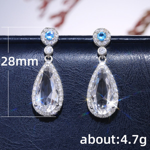 Orecchini a Goccia con Cristalli per Donne, Eleganti Accessori da Ufficio per Uso Quotidiano - Product Image 5