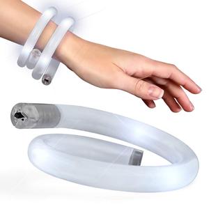 Giáng sinh LED Light-up Ống Vòng đeo tay PVC Trắng Glow-in-The-Dark dây đeo cổ tay thiết kế mới Neon nhựa LED Vòng đeo tay - Product Image 2
