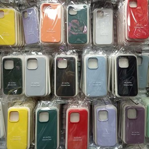 Ốp điện thoại silicone lỏng màu trơn tùy chỉnh, khuyến mãi nóng, dành cho <span class=keywords><strong>Iphone</strong></span> 16 15 14 13 Pro Max, chống sốc - Product Image 1