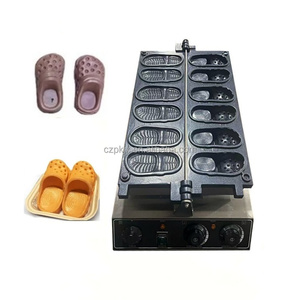 Nouvelle conception 220V 110V gaufrier en forme de <span class=keywords><strong>chaussure</strong></span> antiadhésif en acier inoxydable 4 trous chaussures en forme de crêpe gaufre Machine de cuisson - Product Image 2