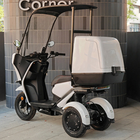 Scooter électrique de type moto cruiser 2000w 72V 45Ah avec toit fermé pour la livraison de pizza et de nourriture, mobilité, avec housse de pluie