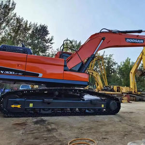 Used Doosan DX300/DX300C 30 Ton Wheeled Excavator Cummins Engine Low Working Hours (0-2000) 2.6m Bucket Capacity <b>Gear</b> - Product Image 1