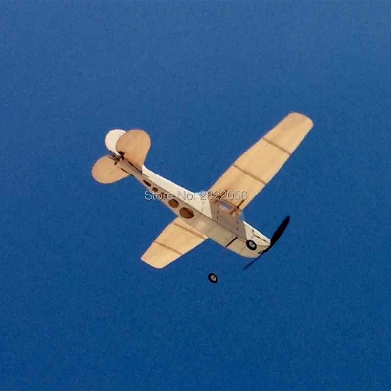 ミニRC飛行機 レーザーカット バルサ材 飛行機キット L-19 モデル構築