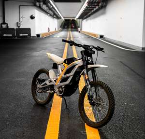 <span class=keywords><strong>Moto</strong></span> tout-terrain électrique pour adultes homologuée EPA DOT 8,5 kW 72 V |   <span class=keywords><strong>Moto</strong></span> tout-terrain en gros aux États-Unis - Product Image 1