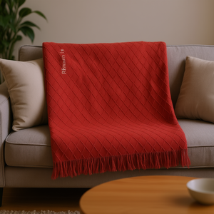 Couverture tricotée à motif de diamants rouges avec pompons, couverture décorative douce et confortable pour lit, canapé, salon - Product Image 2