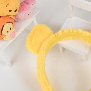 Diadema de Felpa 3D de Terciopelo, Popular y Más Vendida, Accesorio para Niñas, Perfecta para Maquillaje con Diseño de Dibujos Animados, 21 cm - Product Image 3