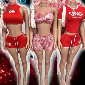 Completo Estivo 2025 alla Moda, Due Pezzi Rosso Carino e Femminile, Abbigliamento Streetwear da Club, Top Corto Aderente e <span class=keywords><strong>Pantaloncini</strong></span>, <span class=keywords><strong>Outfit</strong></span> Coordinato Dolce - Product Image 3