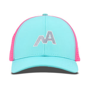 Casquette de golf TCAP Chine imperméable à 6 panneaux avec broderie et perforations laser haute performance - Product Image 2