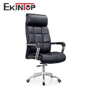   Silla Ejecutiva de Oficina en Cuero Negro, Giratoria, Reclinable, Ajustable en Altura, con Reposabrazos Metálicos para Uso en Oficina - Product Image 3
