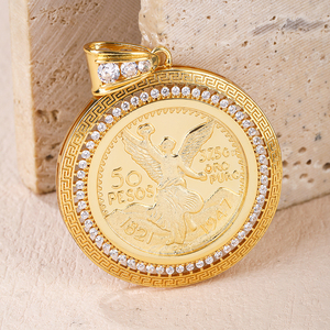 Pendentif pièce de monnaie en laiton plaqué or massif martelé, style byzantin chrétien <span class=keywords><strong>grec</strong></span>, avec zircon, pour enfant - Product Image 1