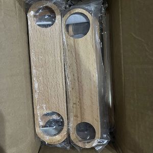 Abridor de Botellas de Cerveza Plano con Mango de Madera al por Mayor para Bares, Cocinas y Restaurantes - Product Image 5