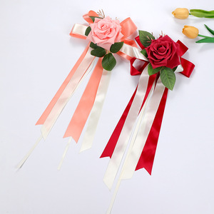 Décorations <span class=keywords><strong>de</strong></span> voitures <span class=keywords><strong>de</strong></span> <span class=keywords><strong>mariage</strong></span> modernes Fausses fleurs <span class=keywords><strong>de</strong></span> haute qualité Décoration <span class=keywords><strong>de</strong></span> <span class=keywords><strong>mariage</strong></span> élégante Tissu <span class=keywords><strong>de</strong></span> soie Fleur <span class=keywords><strong>de</strong></span> rose en plastique Nouveau style - Product Image 4