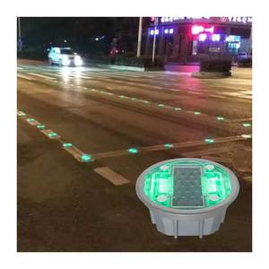 Balise solaire routière rechargeable Cad Ac, ultra-mince, en aluminium, avec système d'alimentation, 6 vis, 143*47mm, LED 100mm, verre trempé, pour piste d'aéroport - Product Image 1
