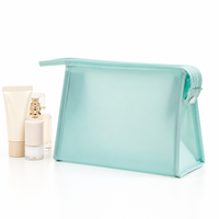 Nouvelle trousse de maquillage horizontale en PVC, rangement simple, résistante à l'eau, fermeture éclair, couleur unie, capacité moyenne