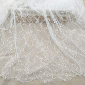 Tissu en dentelle à franges de style français en maille filet écologique de haute qualité pour la couture de vêtements, la décoration et les vêtements - Product Image 3