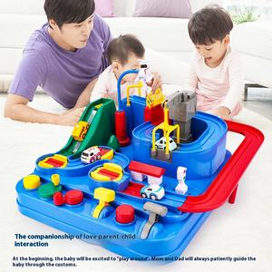 Cadeau de nouvel an jouets de fente de chemin de fer pour enfants voiture et camion traversant l'aventure dans le parking de petit train - Product Image 4