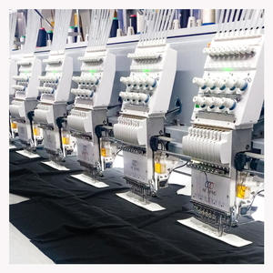 Machine à coudre et à broder informatisée industrielle HE FENG pour logos de vêtements - Product Image 4
