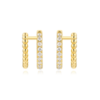 Boucles d'oreilles créoles tendance en argent sterling 925 plaqué or avec micro-incrustation de moissanite taille brillant rond pour femme 2,80g