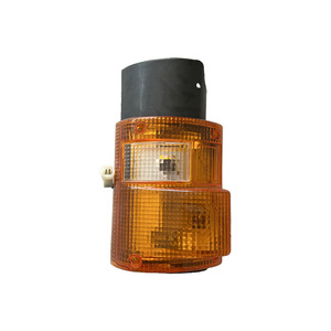 Luz Trasera Multifunción Kumi para Mitsubishi LCV Europe Van, Sistema de Iluminación de Repuesto de Plástico - Product Image 1