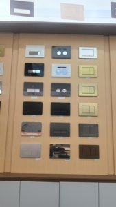 Plaque de chasse d'eau moderne à double fonction, panneau à <span class=keywords><strong>bouton</strong></span>-<span class=keywords><strong>poussoir</strong></span> chromé en ABS pour remplacement de réservoir de toilettes encastré - Product Image 4