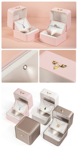 Cao Cấp Cá Nhân Hộp Đồ Trang Sức LED Hộp Nhẫn Bao Bì Biểu Tượng Tùy Chỉnh PU Da LED Ánh Sáng Trang Sức Hiển Thị Hộp - Product Image 4