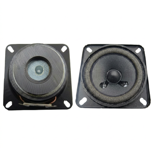 Altavoz de rango completo UTFB203F+06 de 70 mm con cono de papel, imán exterior y marco metálico de 70 x 70 x 41 (H) mm y 10 W. - Product Image 1