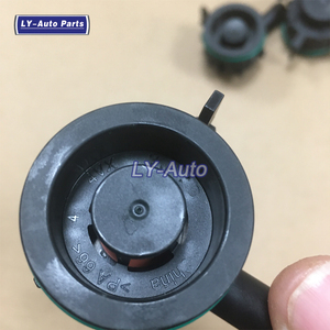 Valvola di non ritorno per <span class=keywords><strong>Audi</strong></span> A1 A3 A4 B9 A5 <span class=keywords><strong>Q2</strong></span> Q3 OEM 04E103175 - Product Image 2