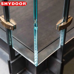 Rampe d'escalier sur mesure en <span class=keywords><strong>acier</strong></span> inoxydable et verre de style industriel pour villa et centre commercial - Product Image 4