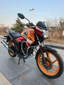 Motocicleta Utilitaria Honda1 Phantom 150, 149cc, Sistema EFI, Asiento Bajo para Todos los Conductores, Motos a Gasolina - Product Image 6