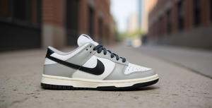 Chaussures décontractées pour femmes Wmns Dunk Low Light Smoke Grey en cuir véritable, bout rond, à lacets, semelle en caoutchouc amortie, avec logo, toutes saisons - Product Image 2