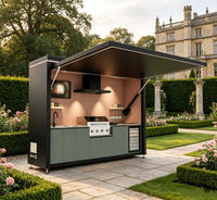 Cuisine extérieure autonome pour villa avec barbecue intégré, système d'éclairage d'ambiance à LED et spots encastrés