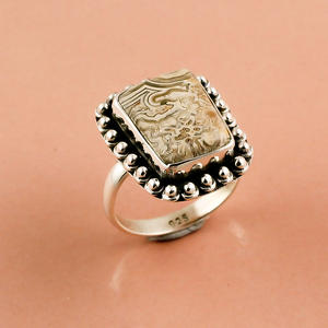 แหวนเงินสเตอร์ลิง925ออกแบบเป็นเอกลักษณ์ของผู้หญิงเครื่องประดับแฟชั่นทำมือด้วยพลอยธรรมชาติ925เครื่องประดับเงิน - Product Image 3