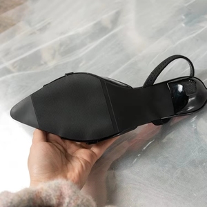 <span class=keywords><strong>Sandali</strong></span> in Pelle Verniciata <span class=keywords><strong>Bordeaux</strong></span> - <span class=keywords><strong>Tacco</strong></span> a Spillo con Cinturino e Punta Affusolata per Feste Serali, Scarpe da Donna - Product Image 6
