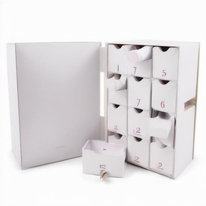 Caja de cartón Kraft de embalaje de logotipo de diseño con ventana para empresa de caja de impresión de papel de exhibición de calcetines, Impresión de caja de papel de embalaje - Product Image 4