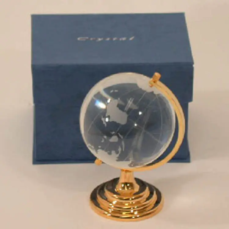 Globe de cristal avec support doré cristal boule de terre