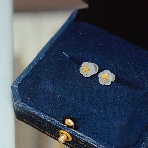 Boucles d'oreilles clous en or pur 18 carats Xinfly, motif fleur de jade blanc, cadeau unisexe pour anniversaire, pour femme - Product Image 3