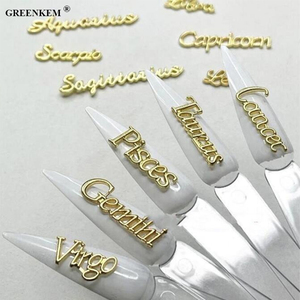 จี้สร้อยคอคริสตัลรูปกลุ่มดาว<span class=keywords><strong>สี</strong></span>ทองพร้อมตัวอักษรสวยงาม3D 12ชิ้น/เซ็ตสำหรับตกแต่ง<span class=keywords><strong>เล็บ</strong></span> - Product Image 2