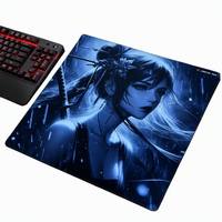 Tapis de souris rond en verre anime OEM, imperméable et résistant aux taches, taille personnalisée, design lisse pour le jeu, pour une utilisation sur un bureau de jeu