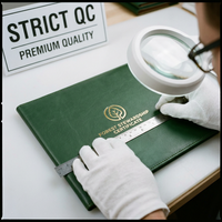 Couverture de diplôme personnalisée Mondon en cuir lisse avec logo estampé or