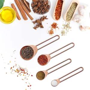 Ensemble de 8 tasses et cuillères à mesurer en acier inoxydable couleur or rose et cuivre avec règle de mesure gravée pour mesurer les ingrédients secs et liquides - Product Image 4