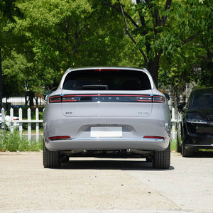 รถยนต์ไฟฟ้า AITO M5 EREV Luxury SUV รุ่นขยายระยะทาง AITO M5 EV ชาร์จเร็ว คุณภาพสูง พร้อมเงินมัดจำ - Product Image 5