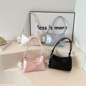 Sac à main élégant en nylon à une épaule, mode de loisirs haut de gamme 2026, sac coréen élégant en satin brillant pour femmes - Product Image 2