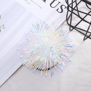 <span class=keywords><strong>Strisce</strong></span> di lamina Pom Pom legami per <span class=keywords><strong>capelli</strong></span> Tinsel soffice palla elastici di coda di cavallo per le donne ragazze festa di compleanno - Product Image 2