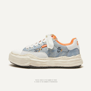 Zapatillas Deportivas con Plataforma Gruesa 2026, Zapatillas Sin Cordones Impermeables para Caminar, Zapatos Casuales de Moda para Toda Temporada, Zapatos de Papá - Product Image 1