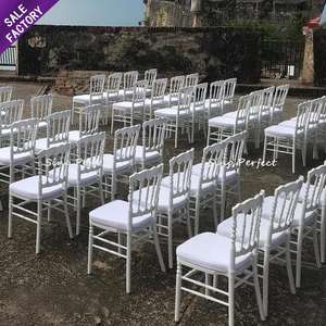 Chaise de mariage en aluminium blanc Napoléon de bonne qualité, empilable, pour événements, banquets et mariages - Product Image 1