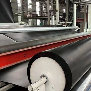 Géomembranes en plastique HDPE industrielles modernes de 40 pieds x 40 pieds, imperméables, noires, pour bassin de crevettes, revêtement de barrage minier, ferme piscicole - Product Image 5