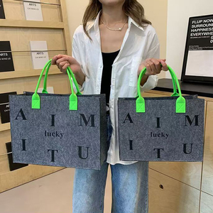 Bolsa <span class=keywords><strong>de</strong></span> <span class=keywords><strong>fieltro</strong></span> <span class=keywords><strong>de</strong></span> compras reutilizable <span class=keywords><strong>con</strong></span> letras a la moda <span class=keywords><strong>de</strong></span> nuevo estilo, bolsas <span class=keywords><strong>de</strong></span> <span class=keywords><strong>fieltro</strong></span> ecológicas <span class=keywords><strong>de</strong></span> gran capacidad <span class=keywords><strong>con</strong></span> logotipo impreso personalizado - Product Image 3