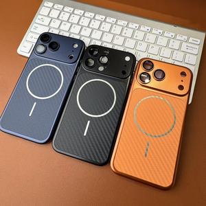 เคส iPhone 17 Pro รุ่นแฟชั่น PC - ดีไซน์บางเฉียบ ป้องกันเลนส์ในตัว ป้องกันแรงกระแทก แข็งแรงทนทาน - Product Image 4