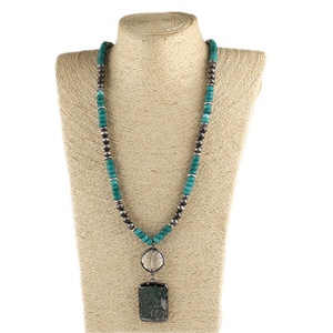 Joyería personalizada de moda, collar de cuentas de perlas de vidrio de cristal, colgante rectangular de piedras preciosas de howlita blanca - Product Image 1